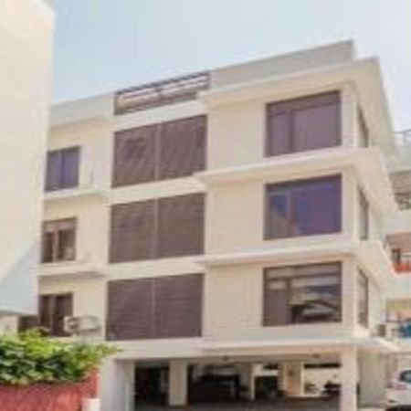 โกลัม เซอร์วิซ อพาร์ตเมนต์ Apartment เชนไน ภายนอก รูปภาพ